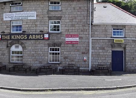 Kings Arms Guest House Ebbw Vale Eksteriør bilde