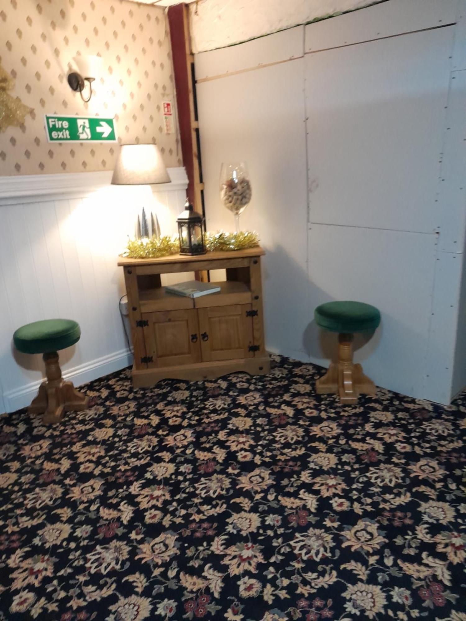 Kings Arms Guest House Ebbw Vale Eksteriør bilde