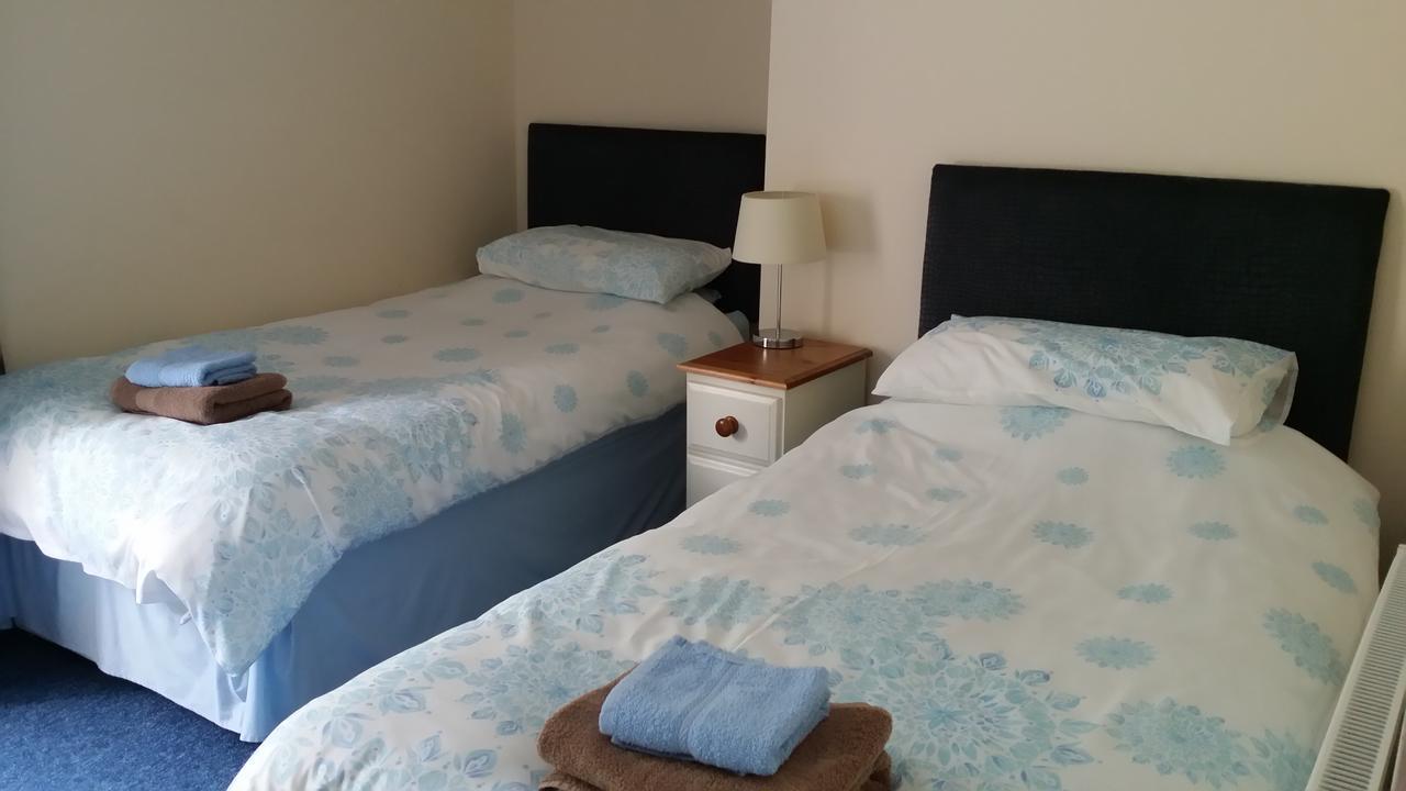 Kings Arms Guest House Ebbw Vale Eksteriør bilde